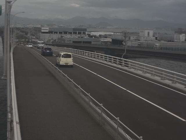橋梁中央部 広島方面　↖