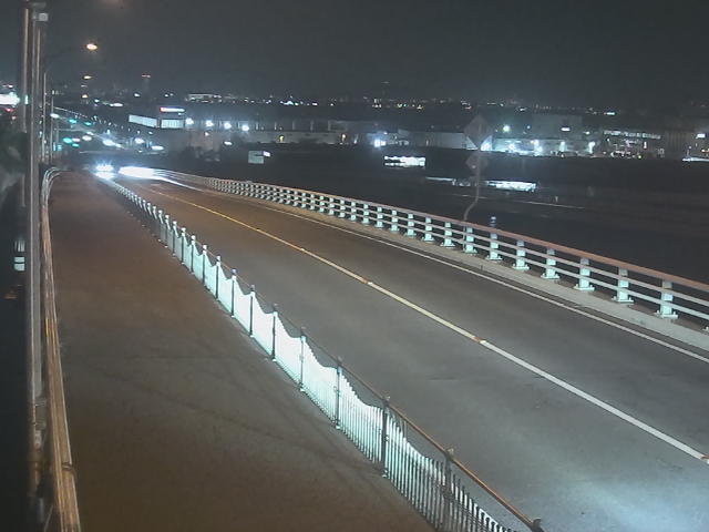 橋梁中央部 広島方面　↖
