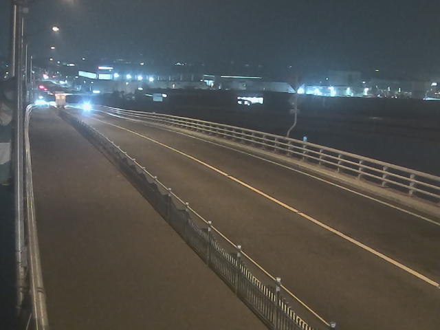 橋梁中央部 広島方面　↖
