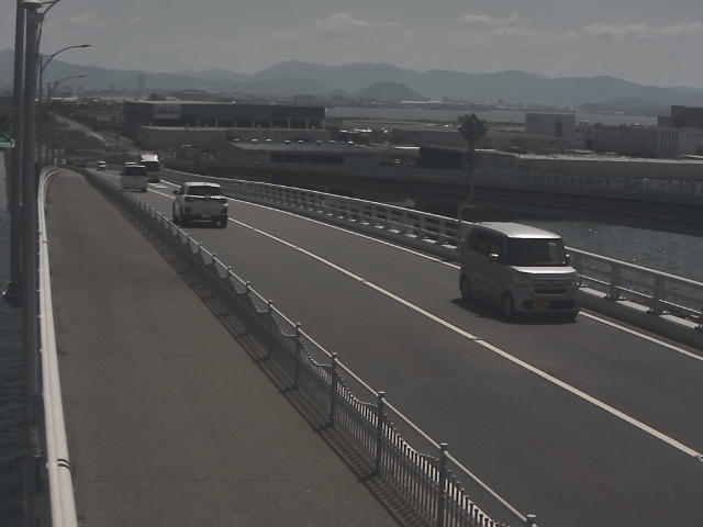 橋梁中央部 広島方面　↖