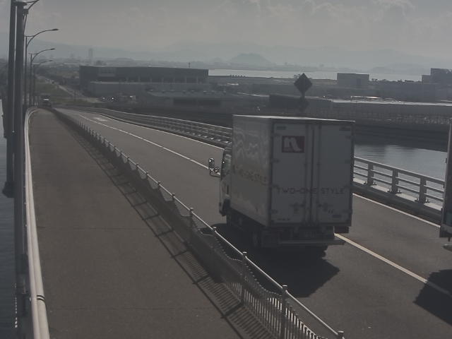 橋梁中央部 広島方面　↖