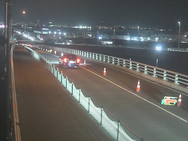 橋梁中央部 広島方面　↖