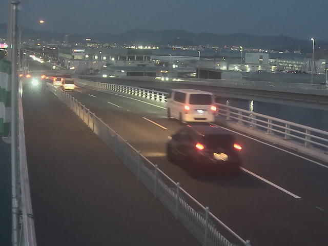 橋梁中央部 広島方面 ↖ 橋梁中央部 広島方面 ↖