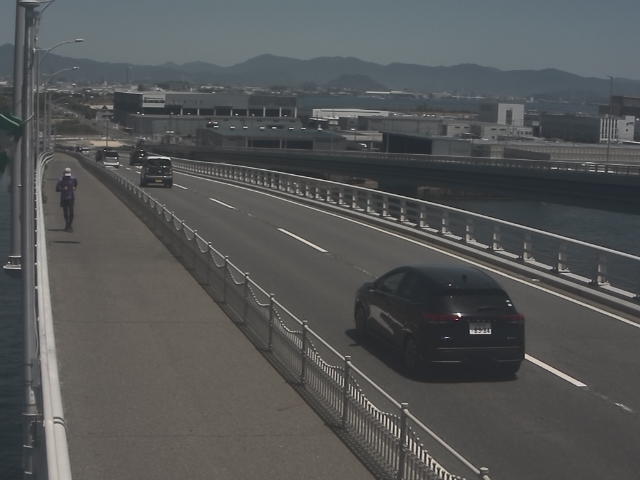 橋梁中央部 広島方面 ↖ 橋梁中央部 広島方面 ↖