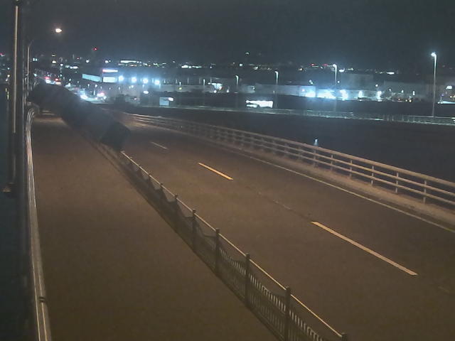 橋梁中央部 広島方面 ↖ 橋梁中央部 広島方面 ↖