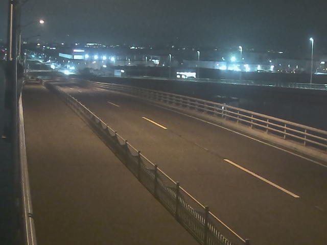 橋梁中央部 広島方面　↖