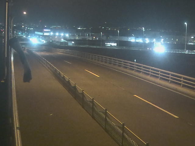 橋梁中央部 広島方面 ↖ 橋梁中央部 広島方面 ↖