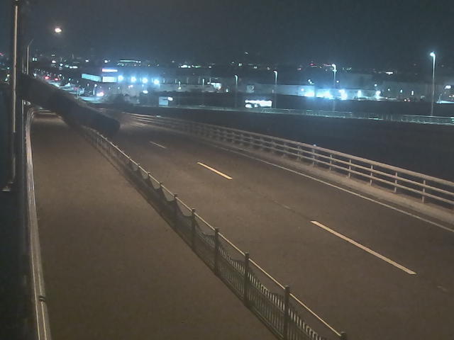橋梁中央部 広島方面 ↖ 橋梁中央部 広島方面 ↖