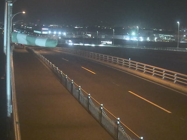橋梁中央部 広島方面　↖