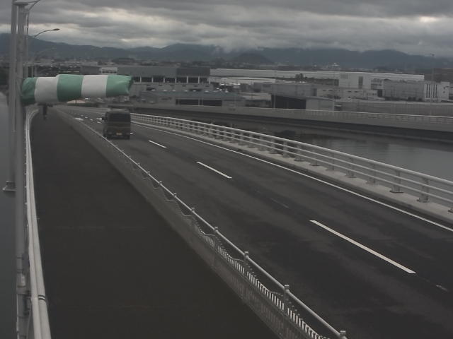 橋梁中央部 広島方面　↖