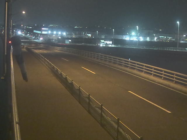 橋梁中央部 広島方面　↖
