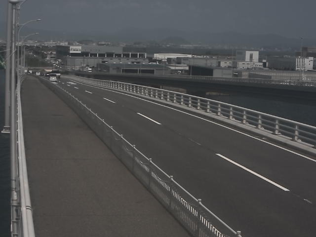 橋梁中央部 広島方面　↖