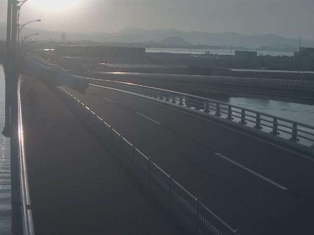 橋梁中央部 広島方面 ↖ 橋梁中央部 広島方面 ↖