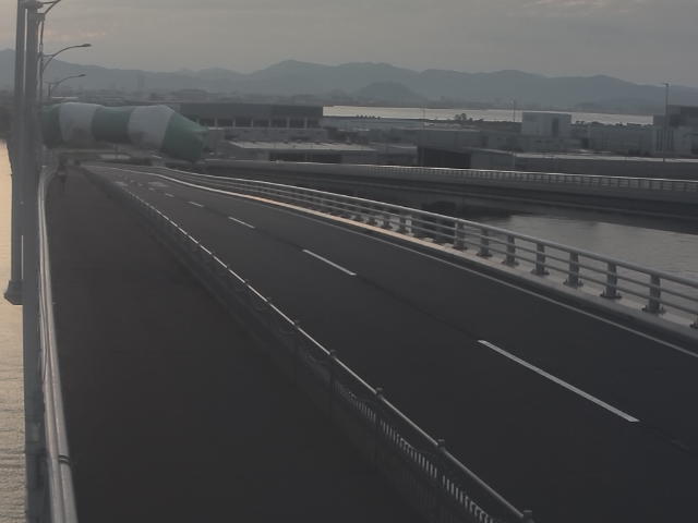 橋梁中央部 広島方面 ↖ 橋梁中央部 広島方面 ↖