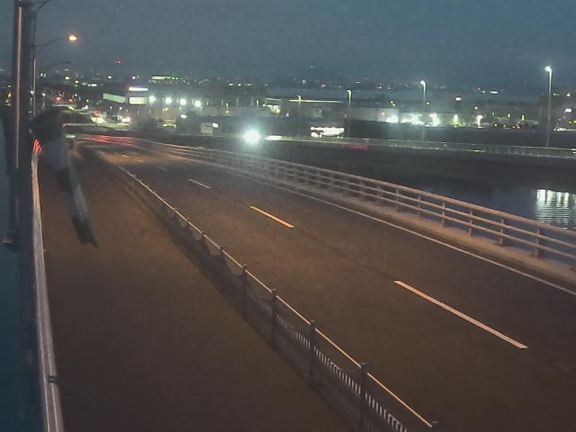 橋梁中央部 広島方面 ↖ 橋梁中央部 広島方面 ↖