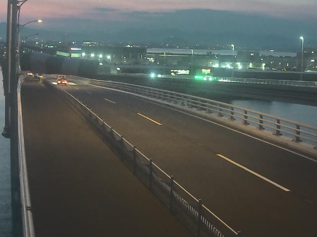 橋梁中央部 広島方面 ↖ 橋梁中央部 広島方面 ↖