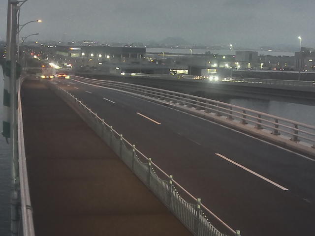 橋梁中央部 広島方面　↖