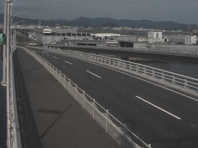 橋梁中央部 広島方面 ↖ 橋梁中央部 広島方面 ↖