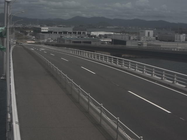 橋梁中央部 広島方面　↖