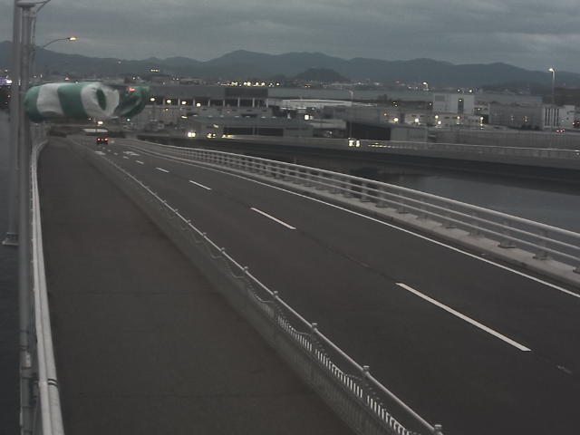 橋梁中央部 広島方面 ↖ 橋梁中央部 広島方面 ↖