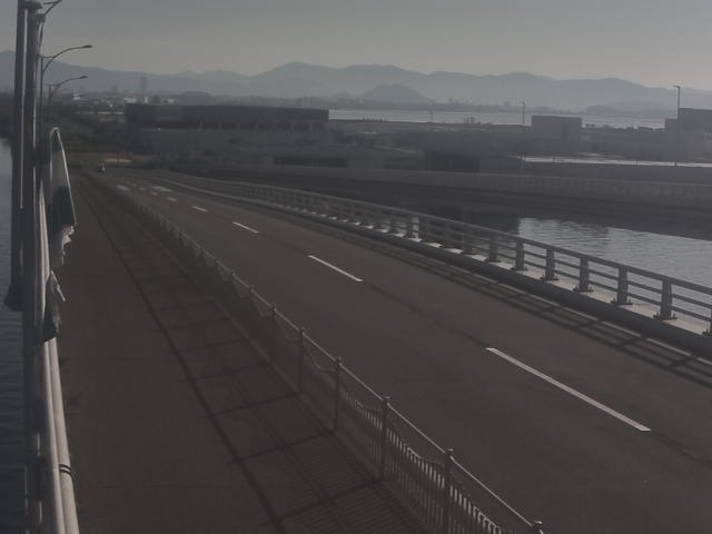 橋梁中央部 広島方面 ↖ 橋梁中央部 広島方面 ↖