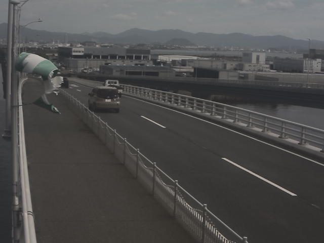 橋梁中央部 広島方面 ↖ 橋梁中央部 広島方面 ↖