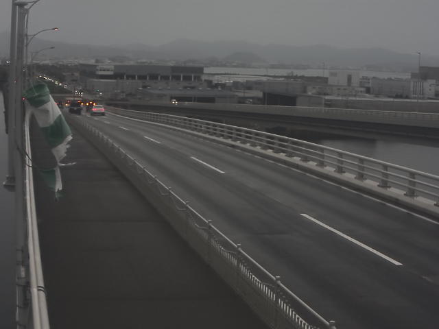 橋梁中央部 広島方面 ↖ 橋梁中央部 広島方面 ↖