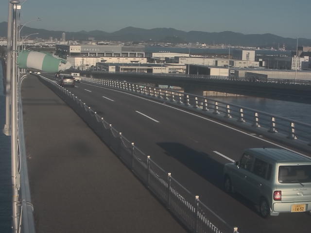橋梁中央部 広島方面 ↖ 橋梁中央部 広島方面 ↖