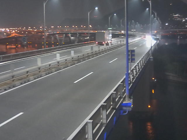 橋梁中央部 仁保方面　↗ 