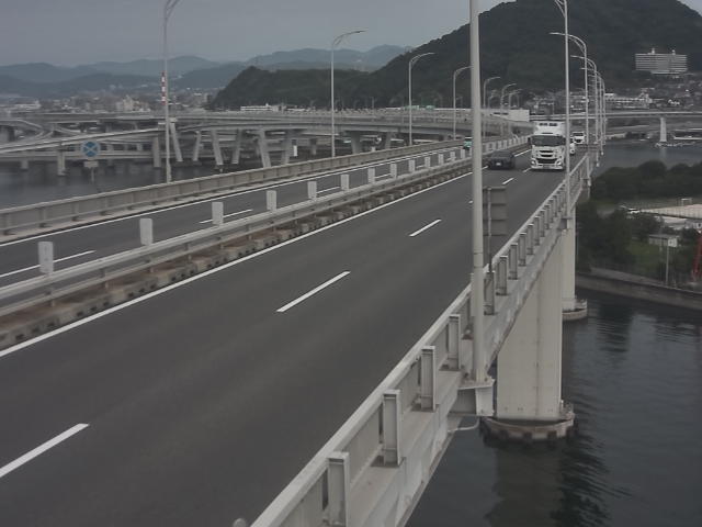 橋梁中央部 仁保方面　↗ 