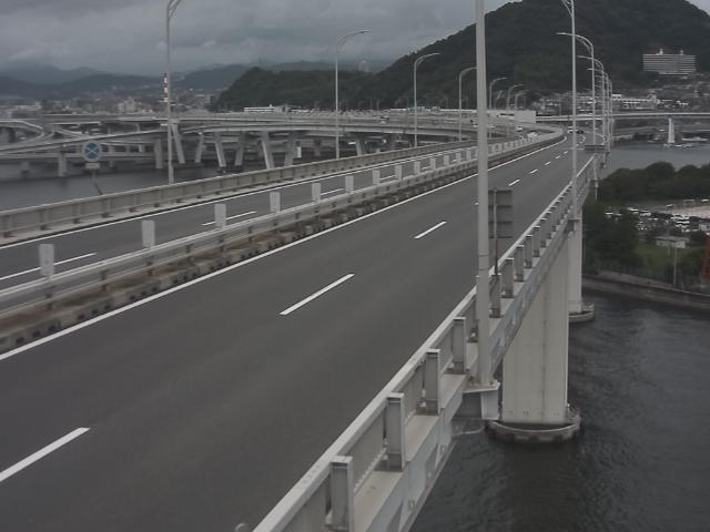 橋梁中央部 仁保方面　↗ 