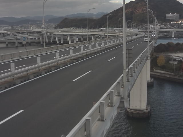 橋梁中央部 仁保方面　↗ 