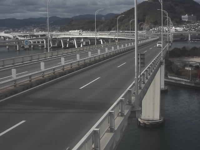 橋梁中央部 仁保方面　↗ 