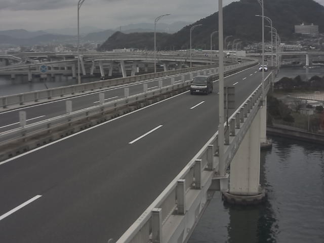 橋梁中央部 仁保方面　↗ 