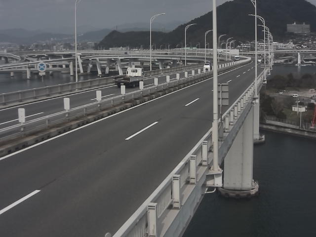 橋梁中央部 仁保方面　↗ 