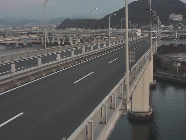 橋梁中央部 仁保方面　↗ 