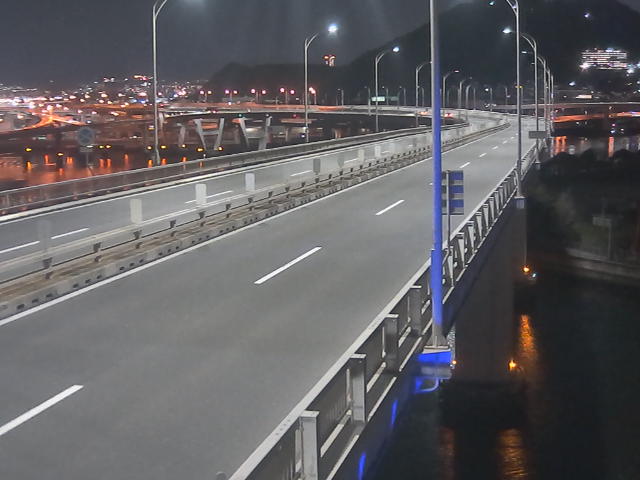 橋梁中央部 仁保方面　↗ 