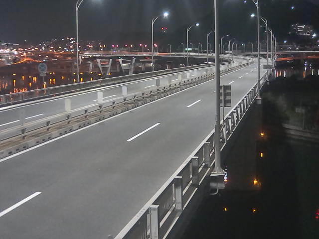 橋梁中央部 仁保方面　↗ 