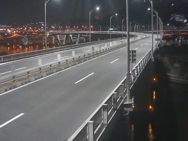 橋梁中央部 仁保方面　↗ 