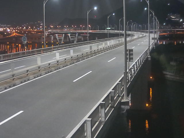 橋梁中央部 仁保方面　↗ 