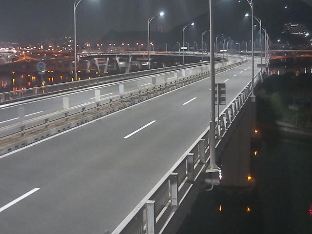 橋梁中央部 仁保方面　↗ 