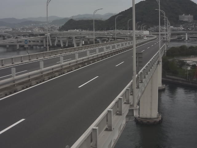 橋梁中央部 仁保方面　↗ 