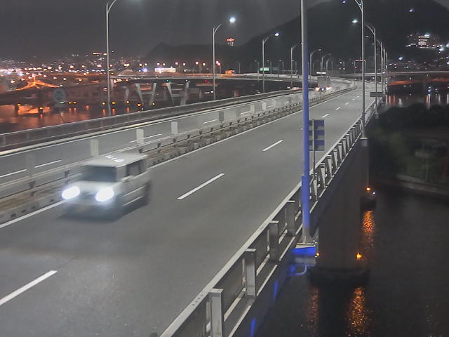 橋梁中央部 仁保方面　↗ 