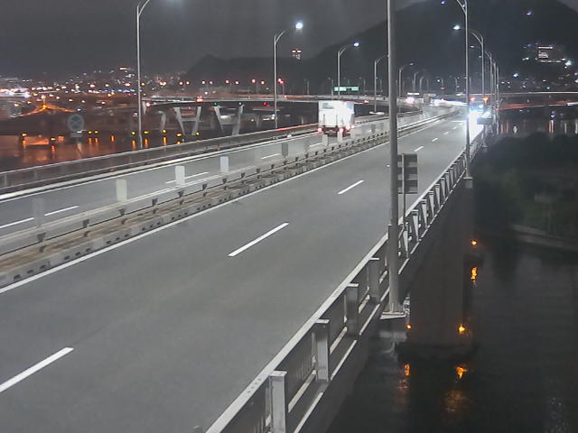 橋梁中央部 仁保方面　↗ 