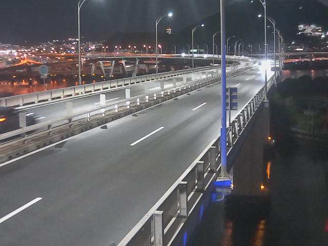 橋梁中央部 仁保方面　↗ 