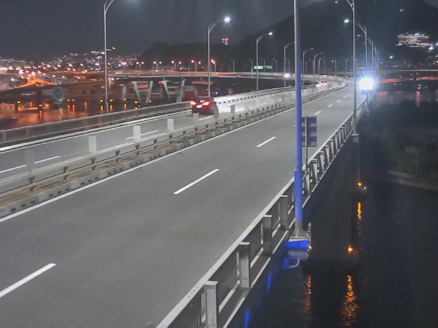 橋梁中央部 仁保方面　↗ 