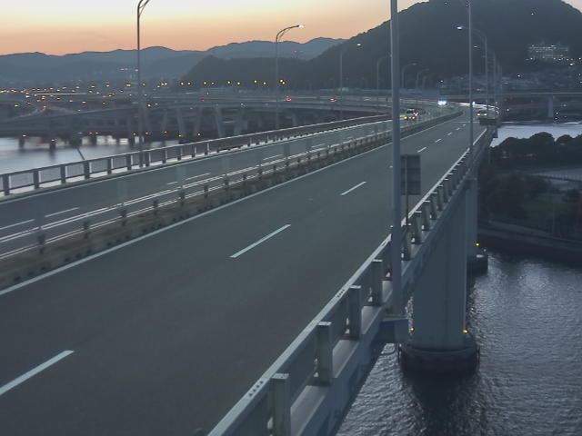 橋梁中央部 仁保方面 ↗ 橋梁中央部 仁保方面 ↗