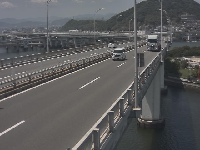 橋梁中央部 仁保方面　↗ 