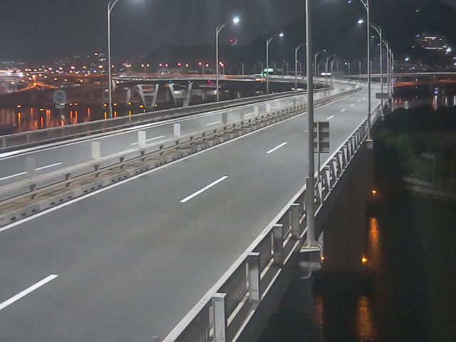 橋梁中央部 仁保方面　↗ 