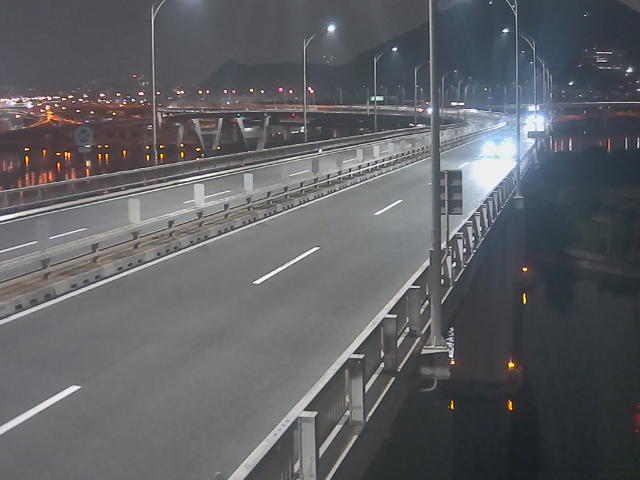 橋梁中央部 仁保方面　↗ 